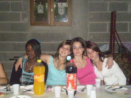 PaMeLa,MaNoN,FrAnCoiSe&ElOdiiE